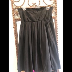 Casual black strapless dress